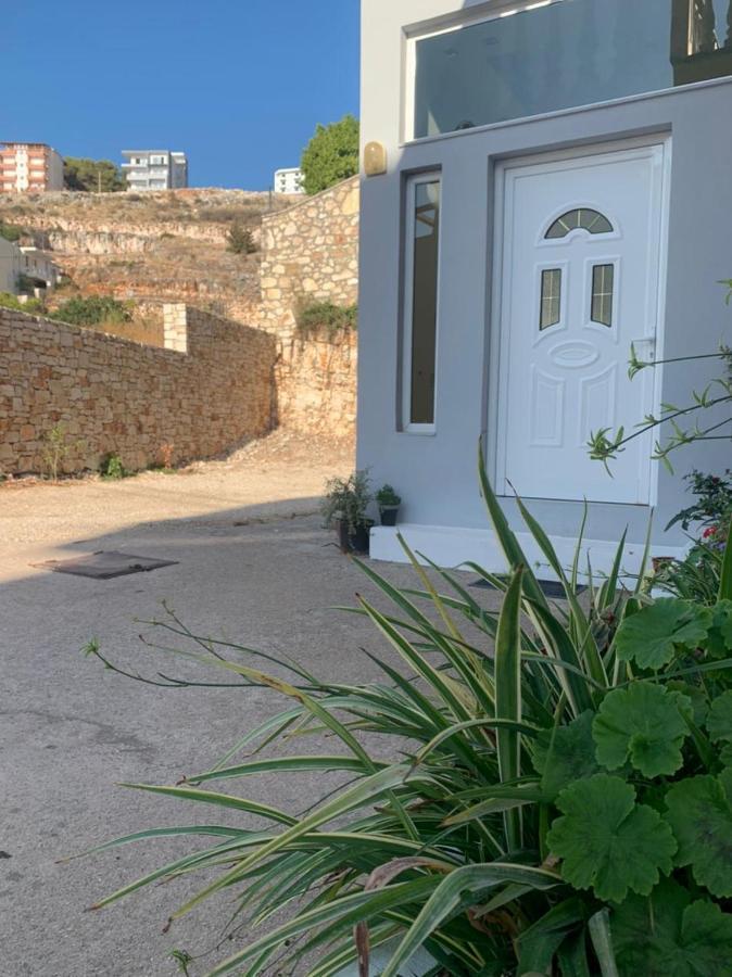 Villa Sopebra Sarandë Exterior foto