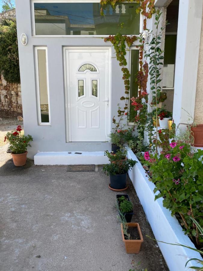 Villa Sopebra Sarandë Exterior foto