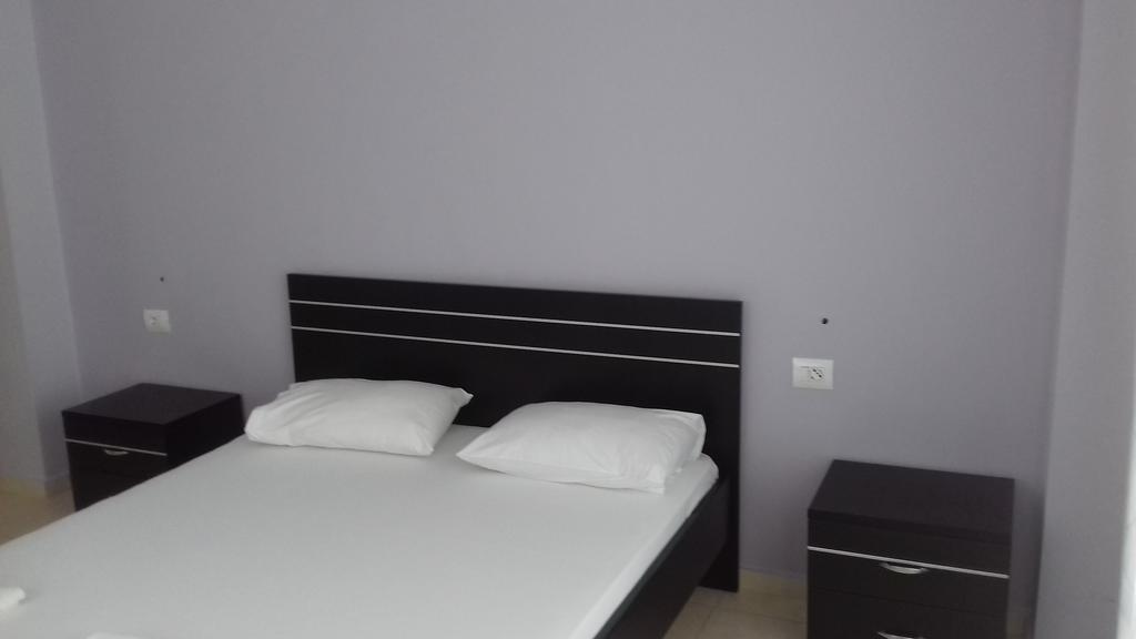 Villa Sopebra Sarandë Exterior foto