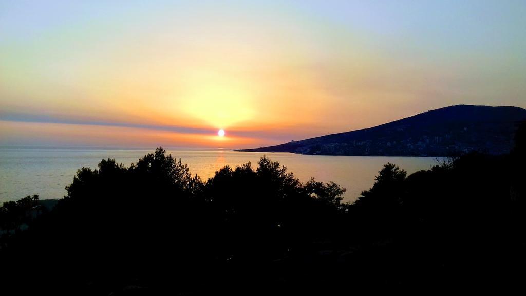 Villa Sopebra Sarandë Exterior foto